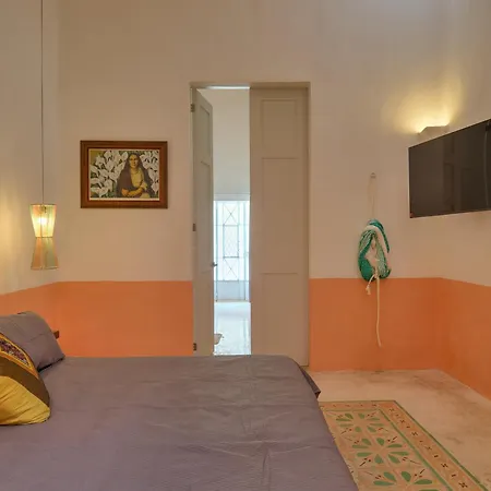 La Casa de los Platos-2